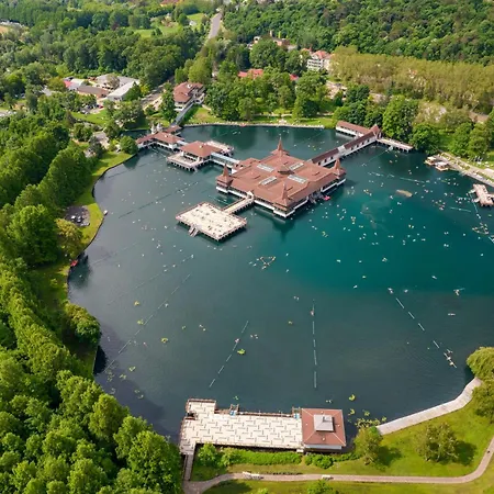 In - Balaton 36752 Gyenesdiás